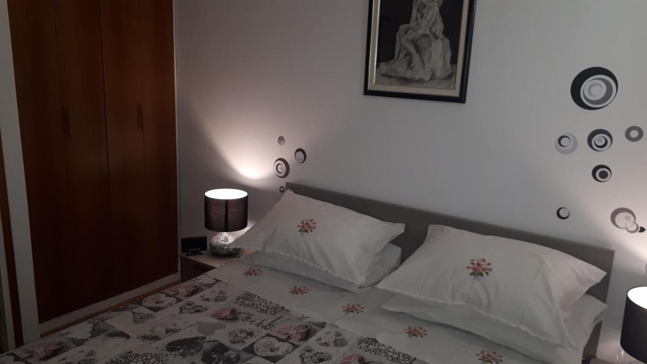 Apartments Ruzic Split Exterior foto